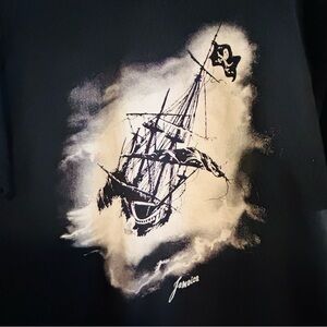 JOLLY ROGER Vintage Y2K/Early Aughts Black Cotton Pirate Ship Tshirt